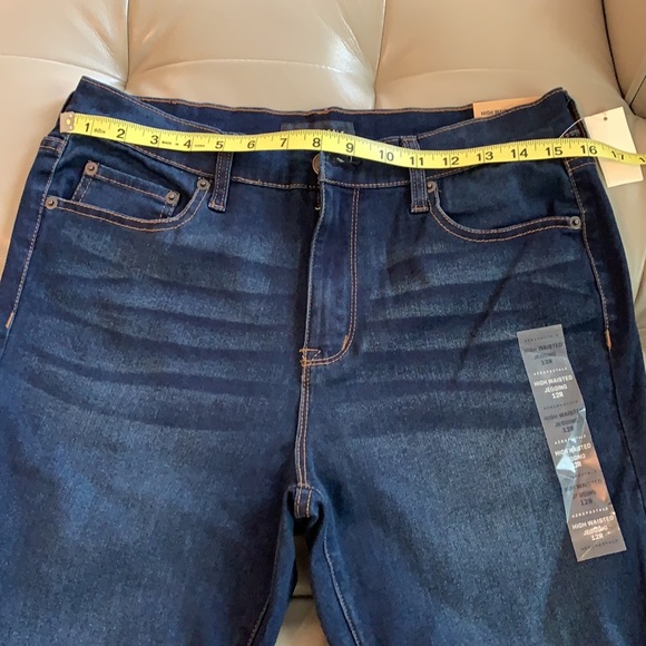 Aeropostale Seriously Stretchy High-Rise Jegging - Picture 8 of 11